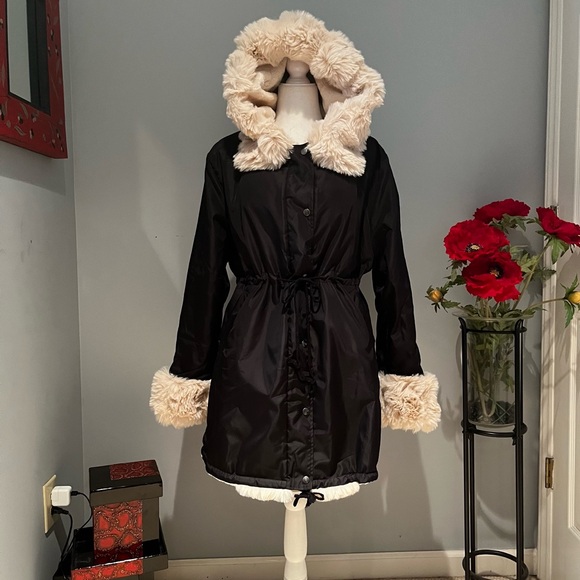 NEW TT Luxe Warm Plush Hooded Faux Fur Long Coat Anorak Raincoat Black Cream … - Picture 9 of 15